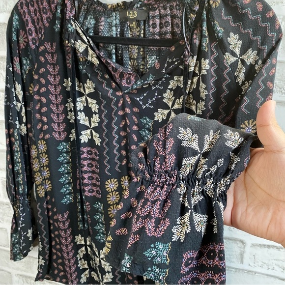 1.2.3 Paris Blouse - Picture 3 of 6